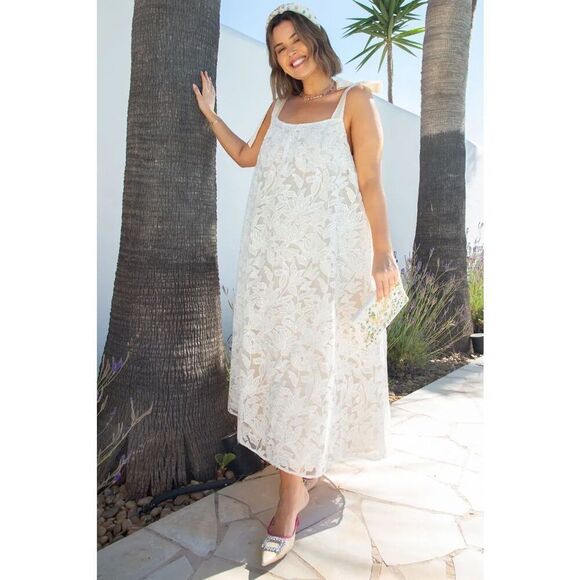 NWT Never Fully Dressed Ivory Isadora Lace Maxi Dress Size Medium - Picture 1 of 12